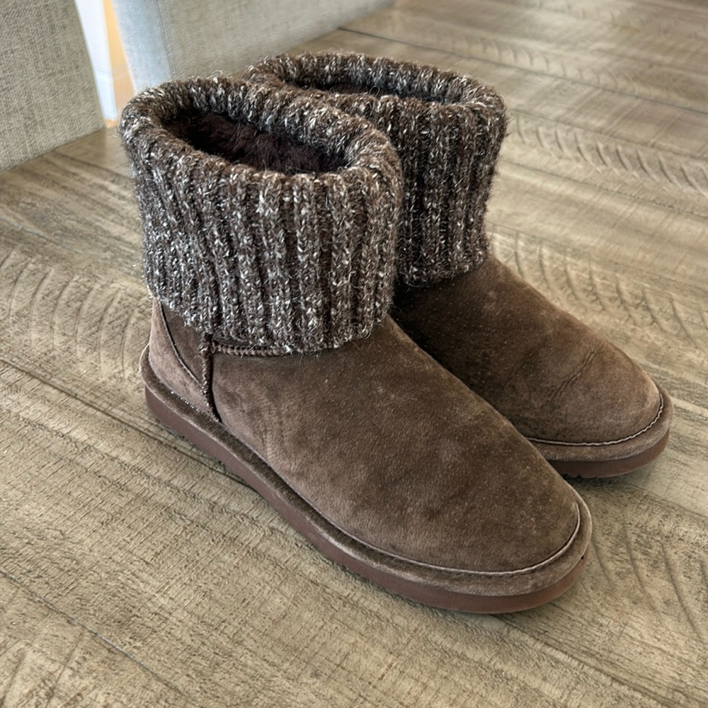 Women’s Lamo Boots size 7.5